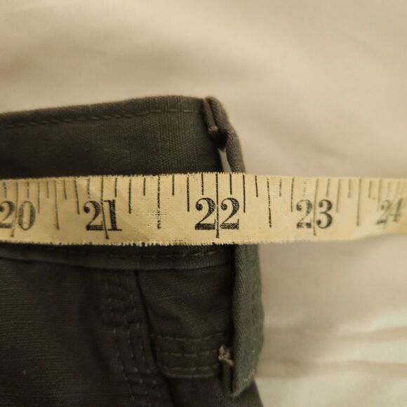 NWT Wrangler Men's 44 Gray Cargo Carpenter Relaxed Fit Knee Length Shorts - Picture 5 of 7